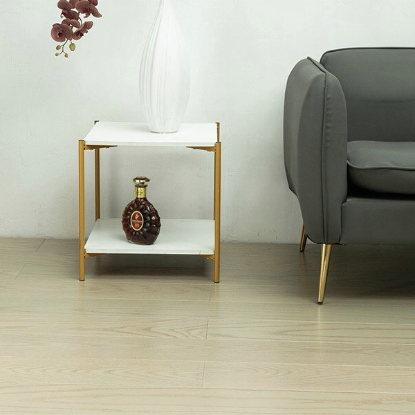 多層實木復(fù)合地板的特點(diǎn)