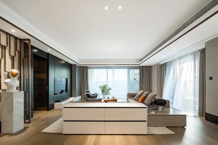 哪家裝修公司好_家裝免漆好還是混油好_一站式家裝哪個(gè)公司好