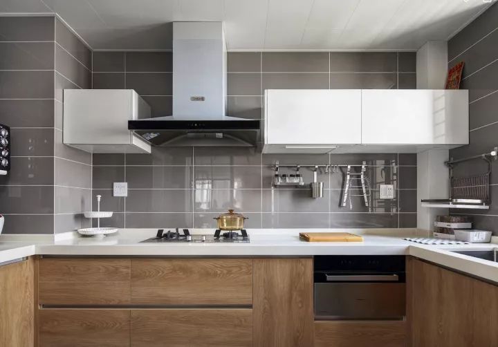 你家廚房想用什么色系？20多款效果圖供你參考！