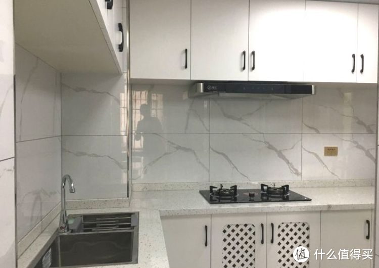 買不起別墅可以看看躍層，128㎡三室兩廳大躍層，堪稱空中別墅