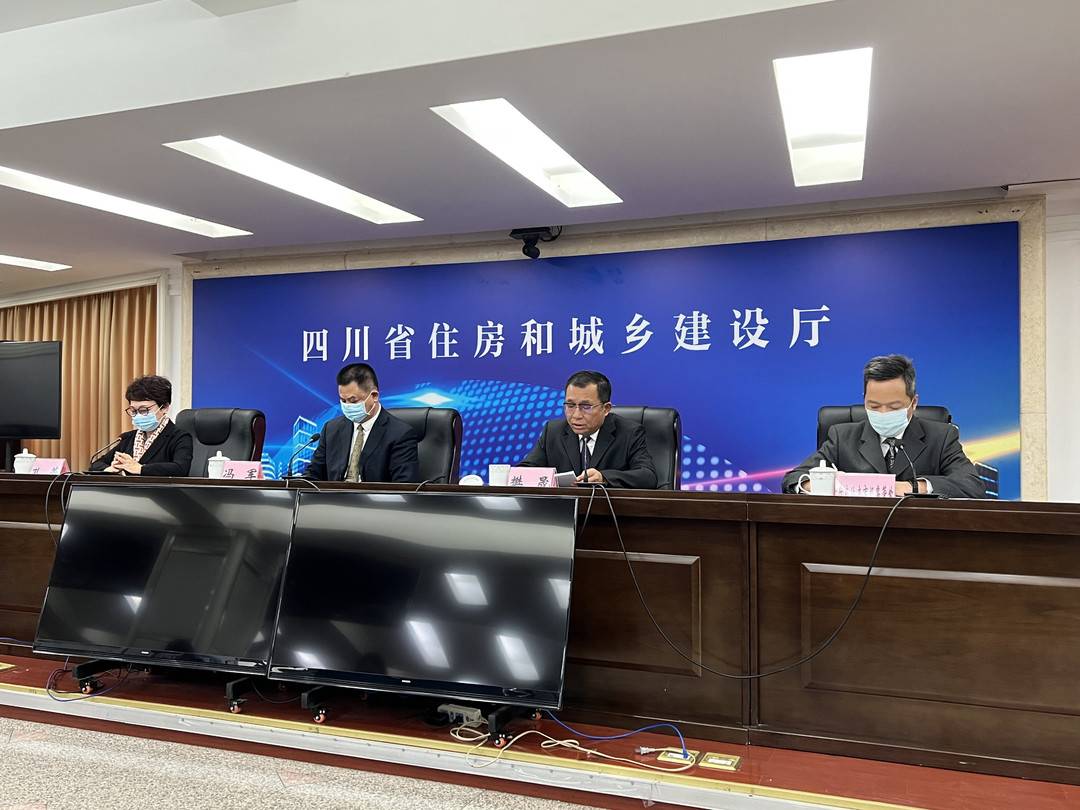 小區(qū)有人野蠻裝修 遛狗不牽繩怎么辦？