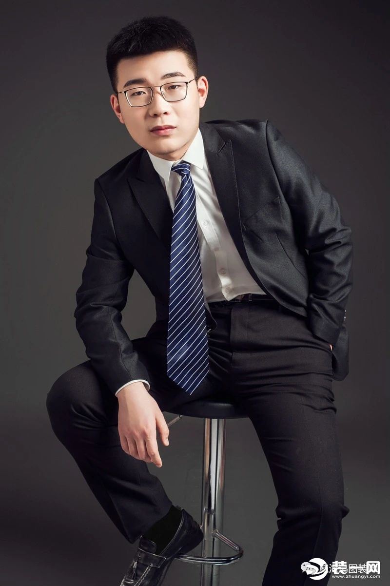 【摩登4h5登陸地址】威海鴻圖裝飾山水城125㎡輕奢風(fēng)格 金色空間無(wú)盡浪漫！