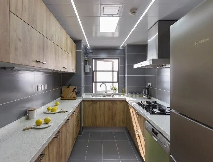 99%的人只懂冰箱放廚房，聰明的業(yè)主都這么設計