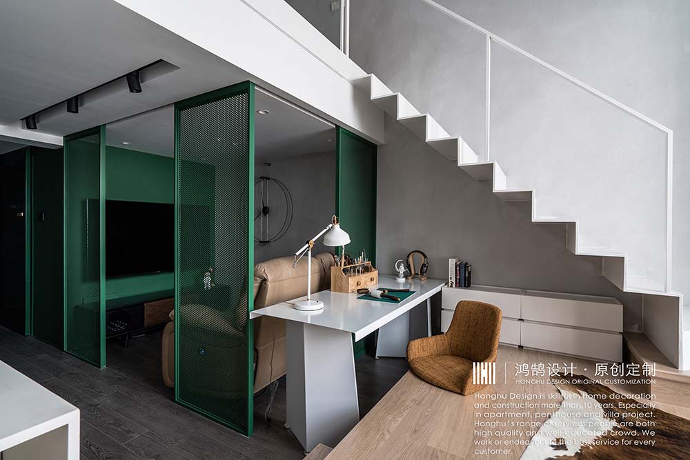 功能區(qū)裝修效果圖獨居LOFT，觀影、辦公、居住潮流混搭功能區(qū)設(shè)計圖片賞析