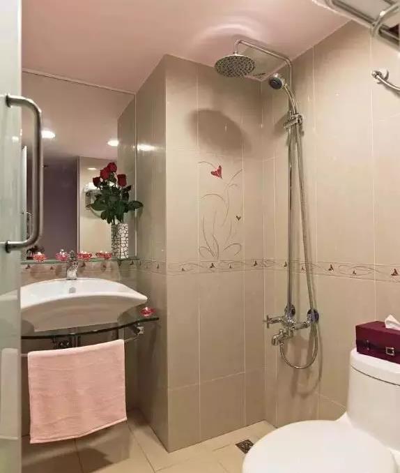 4平米衛(wèi)生間裝修效果圖，4平衛(wèi)生間裝修省錢上檔次