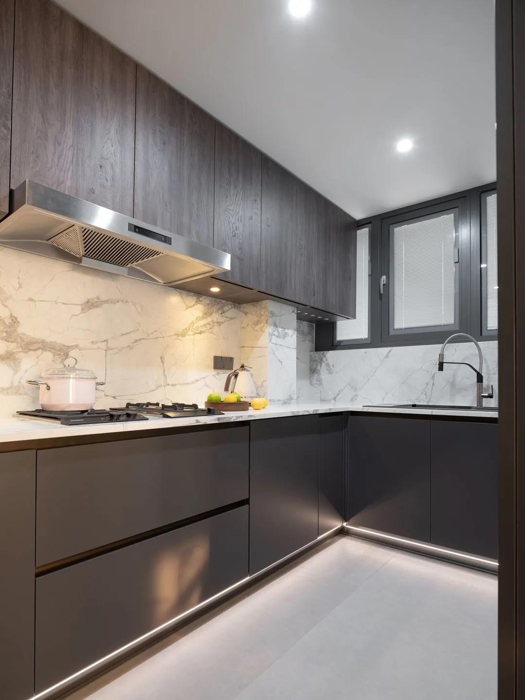 122㎡全屋高能：玄關收納/無吊頂/觀景陽臺，贊！