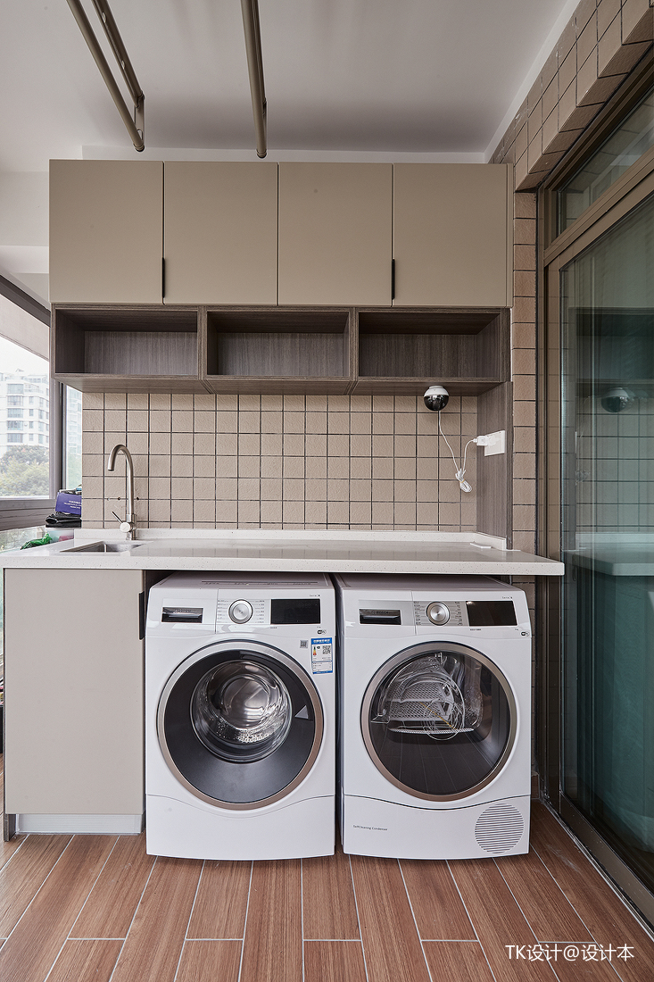 陽(yáng)臺(tái)廚房裝修效果圖_露天陽(yáng)臺(tái)裝修_陽(yáng)臺(tái)裝修