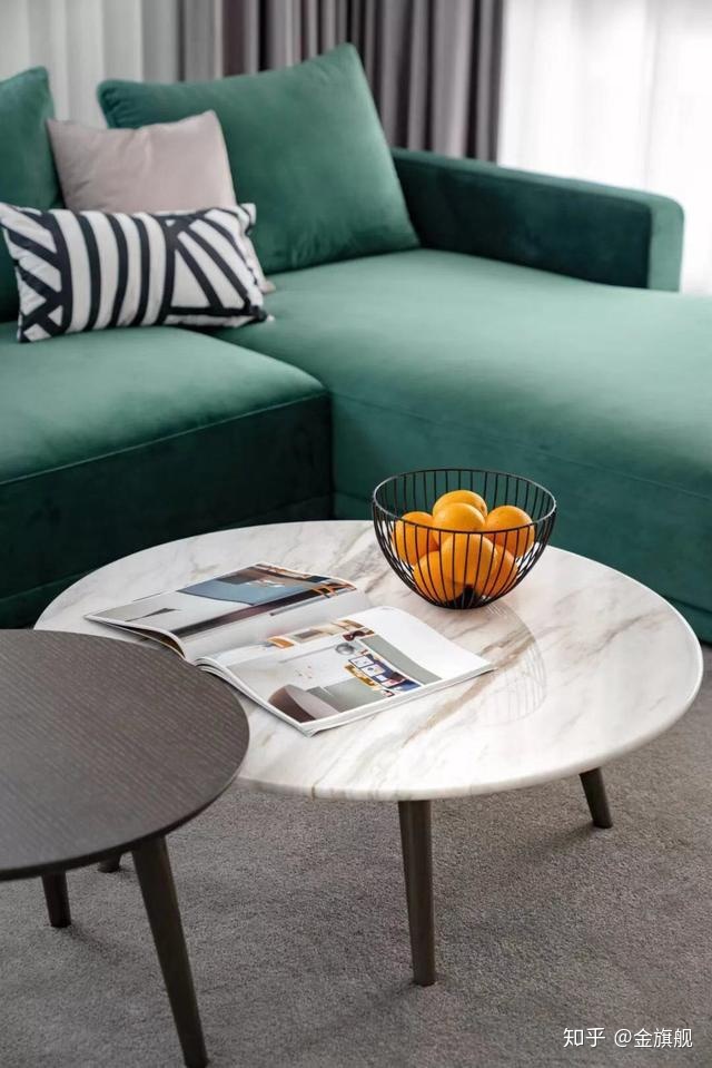 裝修現(xiàn)代簡約風格_現(xiàn)代簡約風格裝修效果圖客廳_現(xiàn)代簡約裝修風格