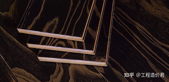 裝修地面，地磚和木板選哪個(gè)效果更好？看完你就不在糾結(jié)！