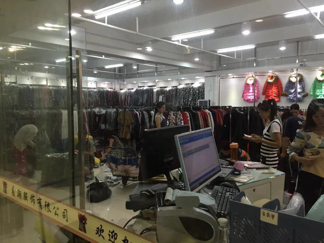 炒雞店門頭裝修店內圖_服裝店裝修_服裝淘寶店裝修素材