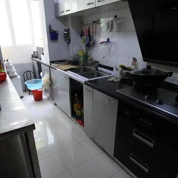 「廣播」0收納（紙箱滿地）、衛(wèi)生間從廚房進（奇葩），還要兩房還要變?nèi)浚?></a></p>
            <h3 class=