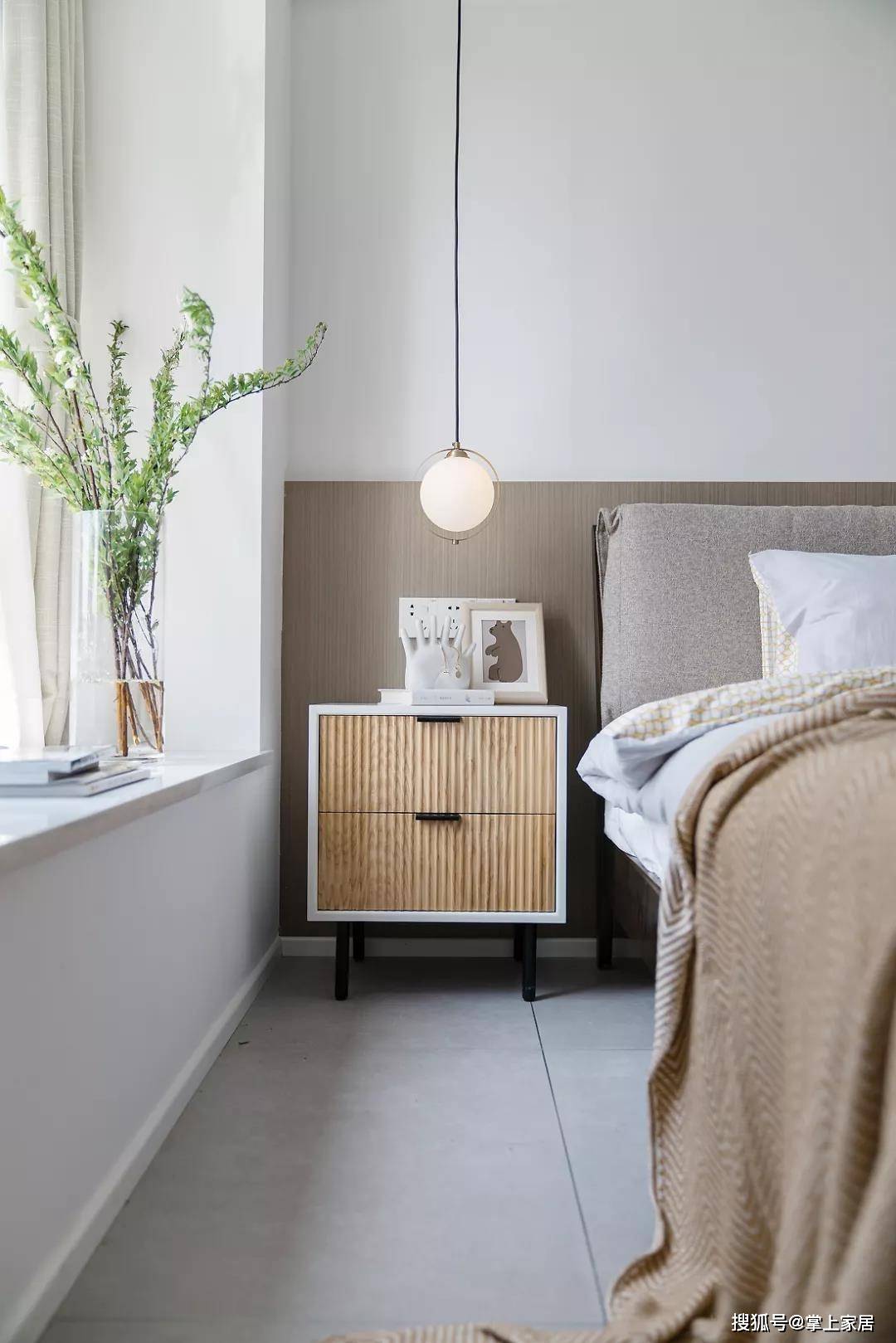 中年夫妻賣小房換大房，185㎡工業(yè)風(fēng)裝修，入戶就有小吧臺，羨慕