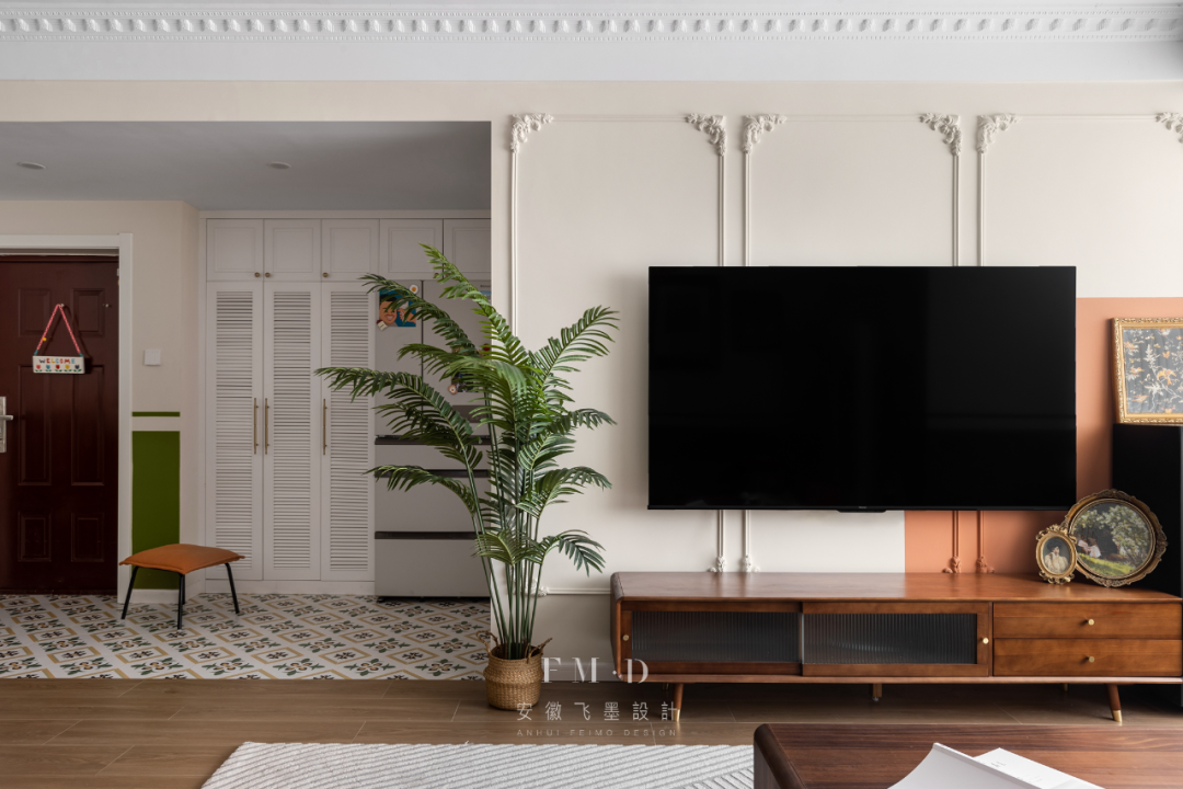 95㎡老房爆改復(fù)古法式風(fēng)，堪稱打工人裝修模板！這錢花得太值了