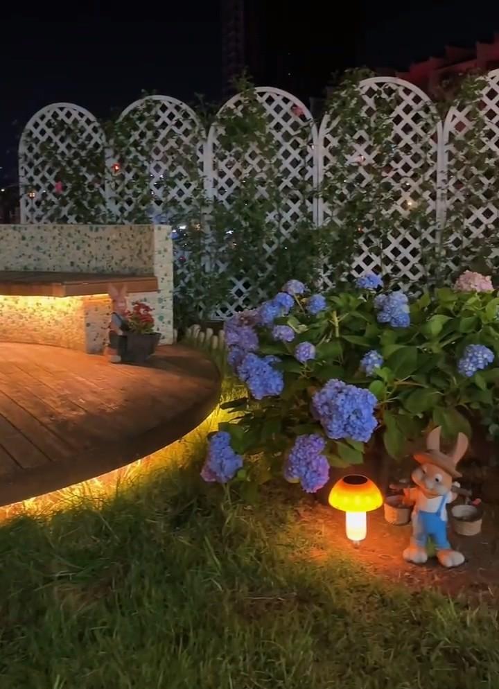 都說一樓不能要，我多花10萬買了一樓帶院，改造成花園后人人羨慕