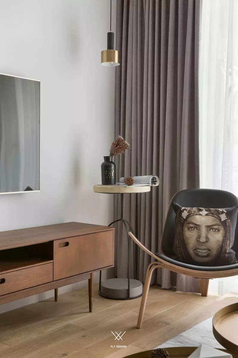 陽臺配重墻裝修效果_床背景墻裝修效果圖_裝修背景玄關(guān)圖