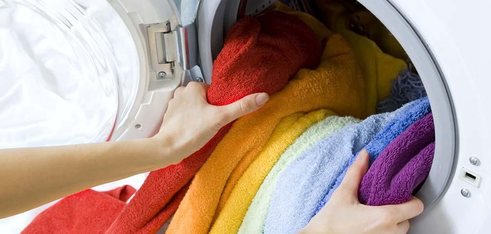 洗衣機(jī)放陽臺(tái)，還有這種操作？