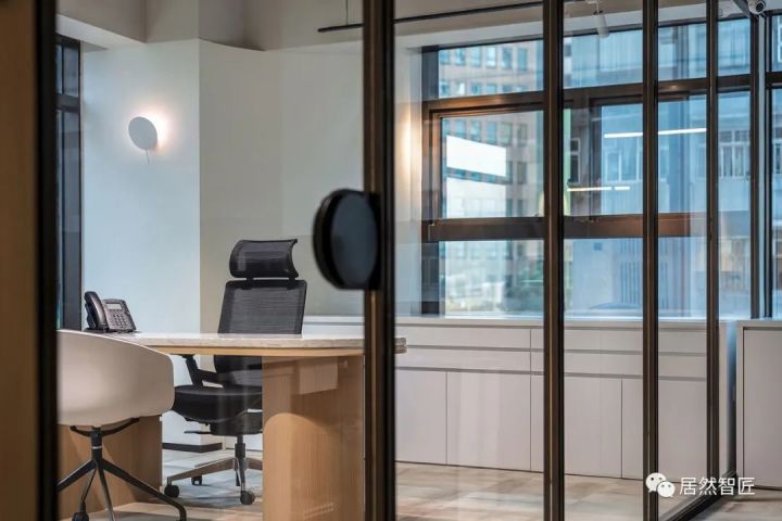 辦公空間裝修設(shè)計(jì)_辦公場(chǎng)所裝修專業(yè)寫字樓裝修_氪空間聯(lián)合辦公招聘